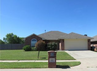 920 Accipiter St, Norman, OK 73072