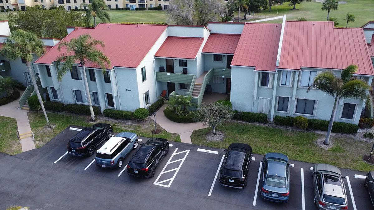 Building Photo - 5403 SE Miles Grant Rd #108