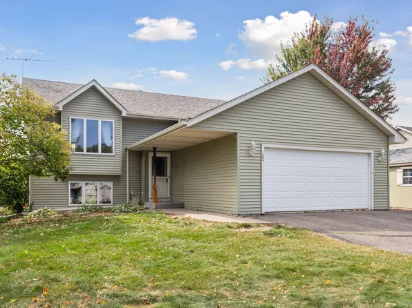 108 N Meadow Ln, Roberts, WI 54023