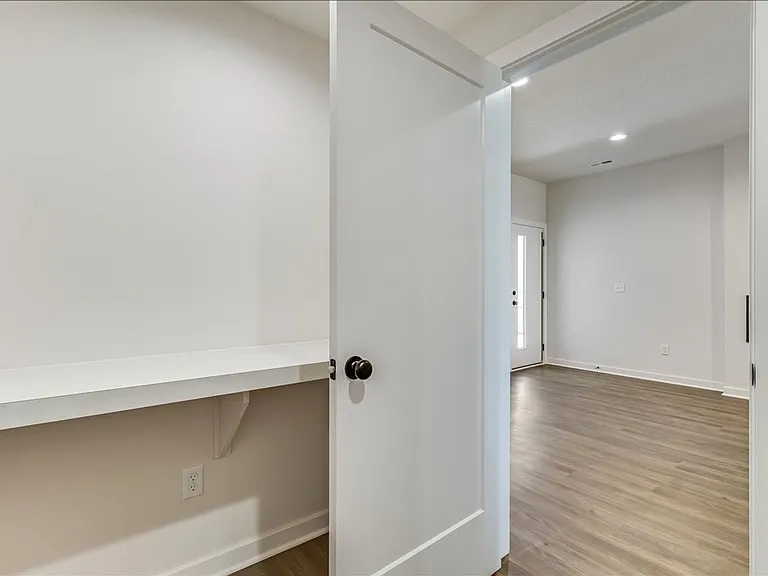 3440 E Thunder St — Photo 24