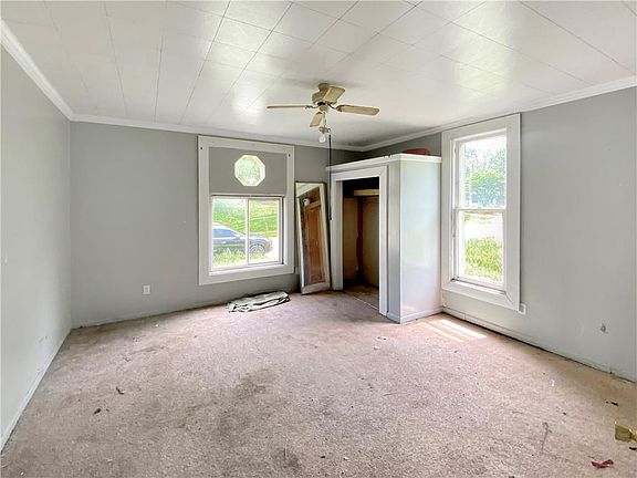 3rd image of 451 S 15th St