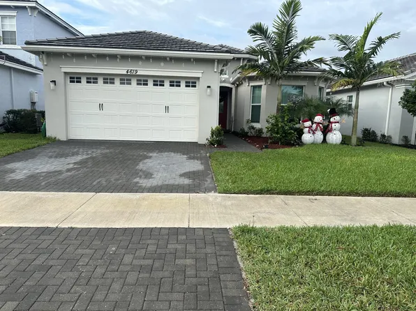 4619 Canopy Grove Dr, Loxahatchee, FL 33470