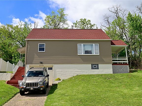 2nd image of 3194 Ridgeway Dr
