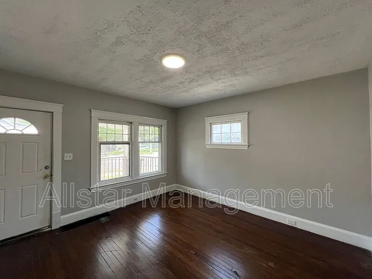 8201 Denison Ave #DENISON AVENUE 8201 — Photo 22