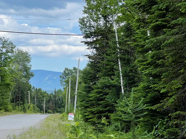 121 Taylor Farm Road #121, Rangeley, ME 04970