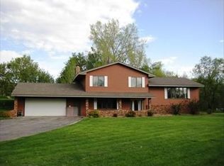 815 Pembina Trl, Detroit Lakes, MN 56501