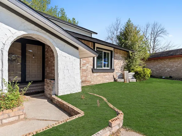 8506 Rivercross Rd, Houston, TX 77064