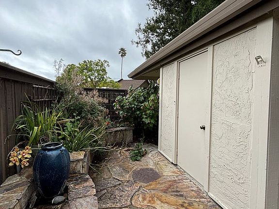 4th image of 157 Palo Verde Ter