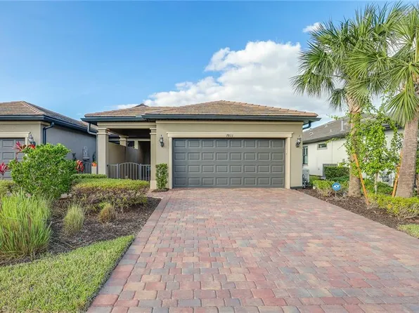 7811 Jacaranda LN, NAPLES, FL 34114