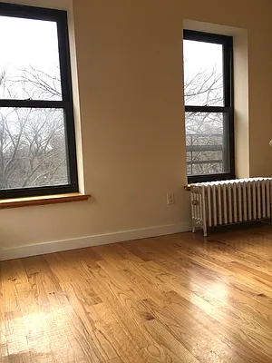 Rented by Meraki Realty LLC | media 3