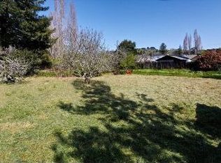 27 Locke Ln, Mill Valley, CA 94941