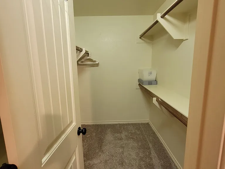 344 Newcomb Ln — Photo 10