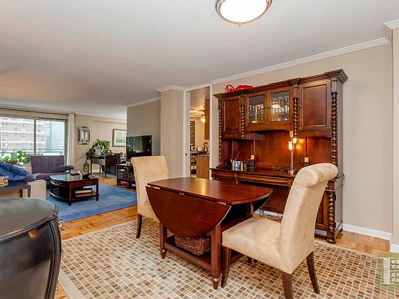 4th image of 300 E 40th St #30*C