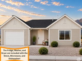 1058 N Summit View Dr W, Pleasant View, UT 84404