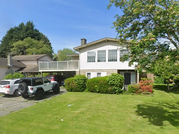 6811 Riverdale Dr, Richmond, BC V7C 2G3