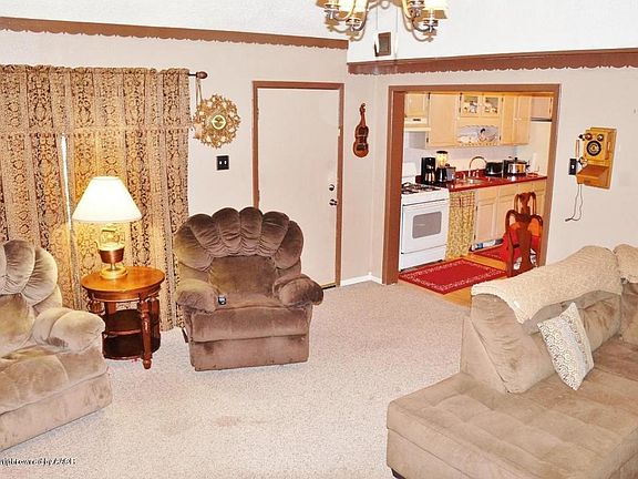 4th image of 1606 N Arapahoe St