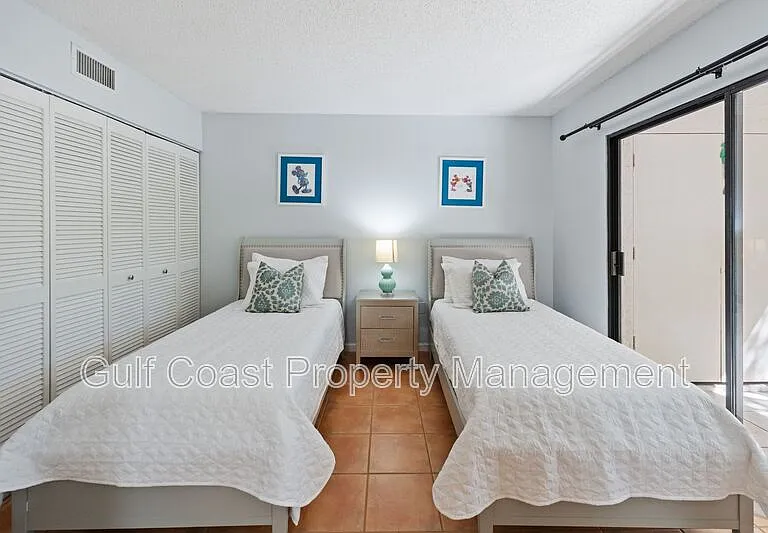 4574 Ringwood Mdw — Photo 20