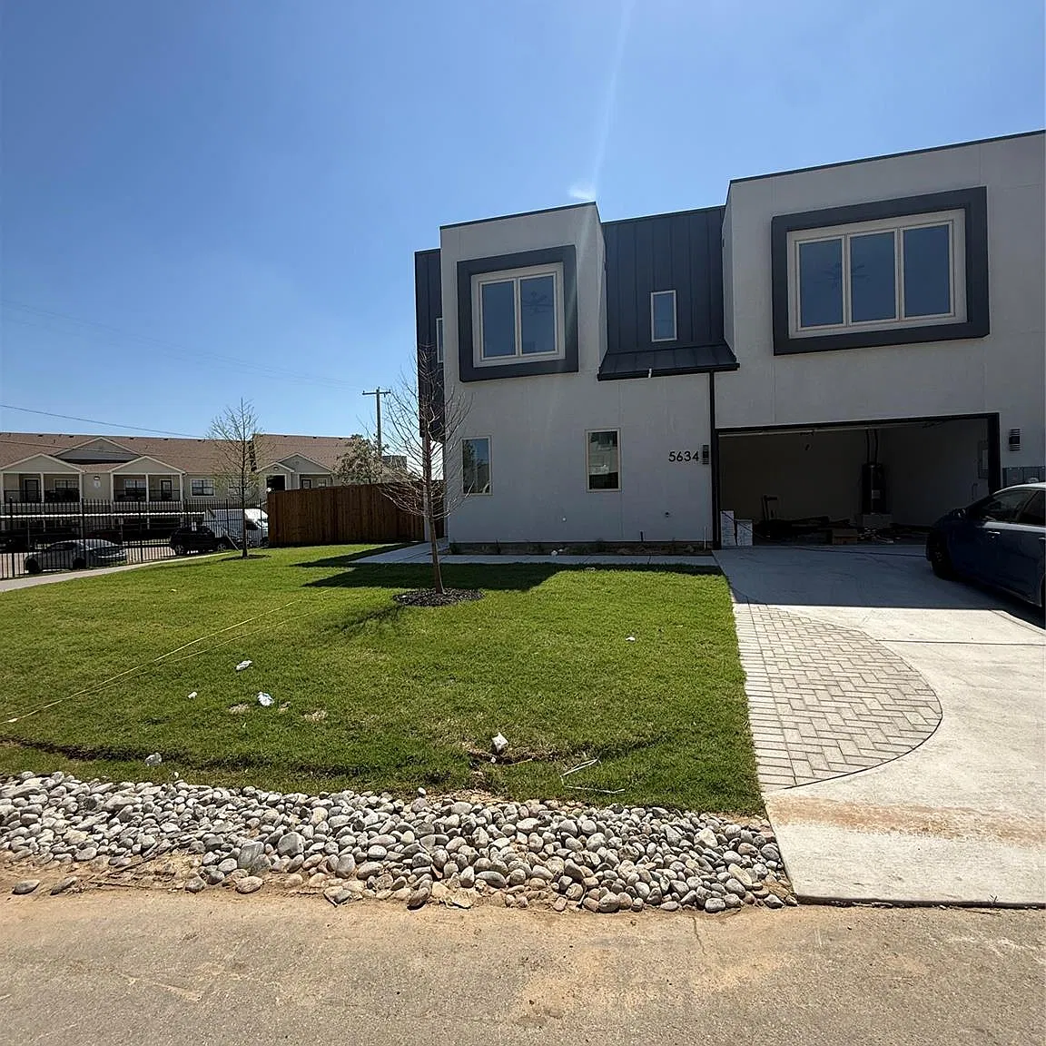 3 bed, 2.5 bath, 1622 sqft, $3,500 — Photo 1