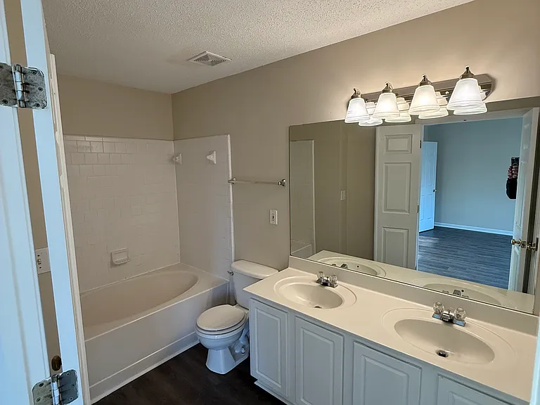 2765 Ashleigh Ln — Photo 15