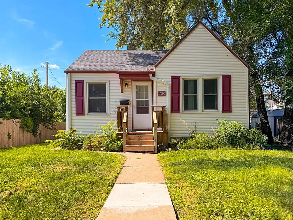 830 S 49th Ave