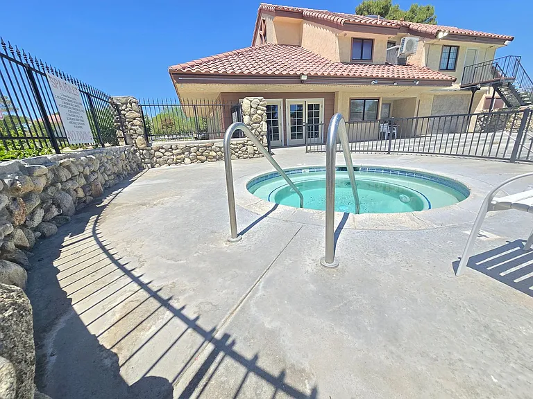 418 Mount Baldy Cir — Photo 20