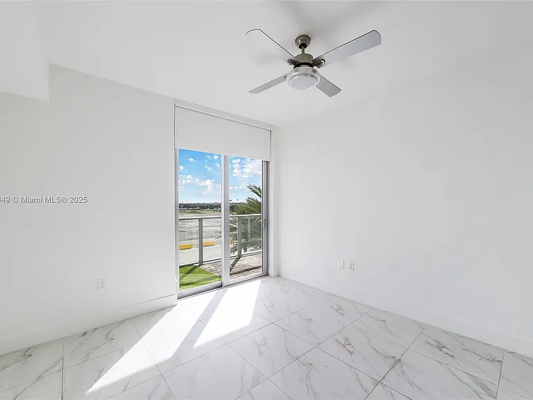 2000 Metropica Way #306 — Photo 15