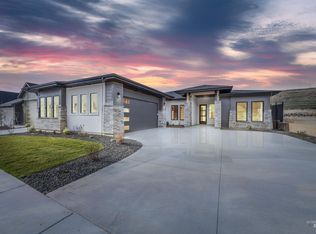 7237 N Firhill Pl, Eagle, ID 83616