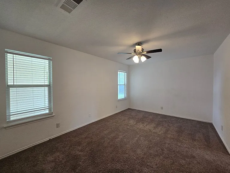 3906 Kevin Shaw Dr — Photo 16