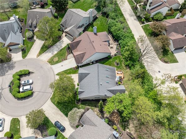 1405 Ashworth Ct, Dayton, OH 45459