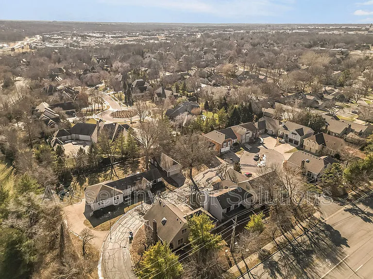 11109 Delmar Ct — Photo 32