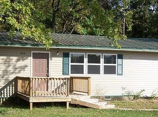 1010 N Prairie St, Bloomfield, MO 63825
