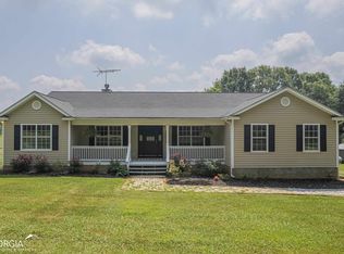 1649 Brays Lake Rd, Royston, GA 30662