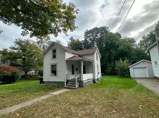 822 Hall St, Albion, MI