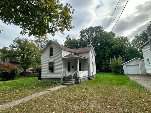 822 Hall St, Albion, MI 49224
