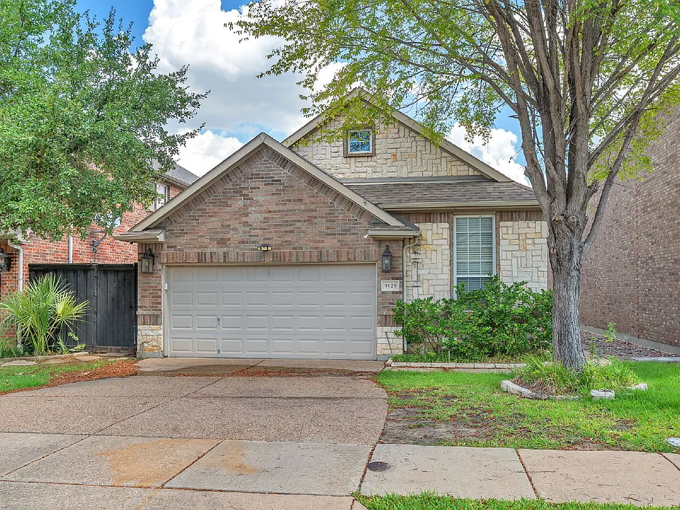 9129 Cottonwood Village Dr