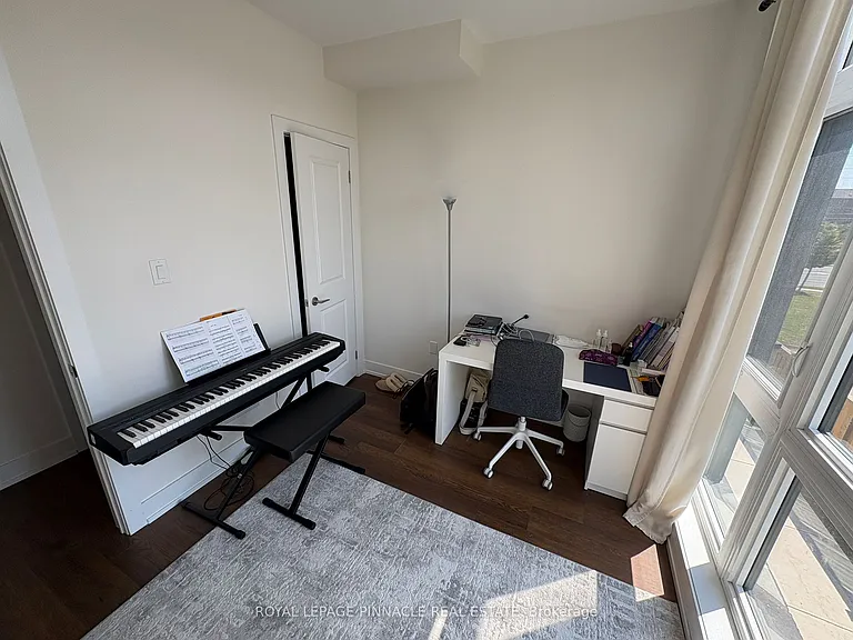 9 Phelps Ln #9 — Photo 11