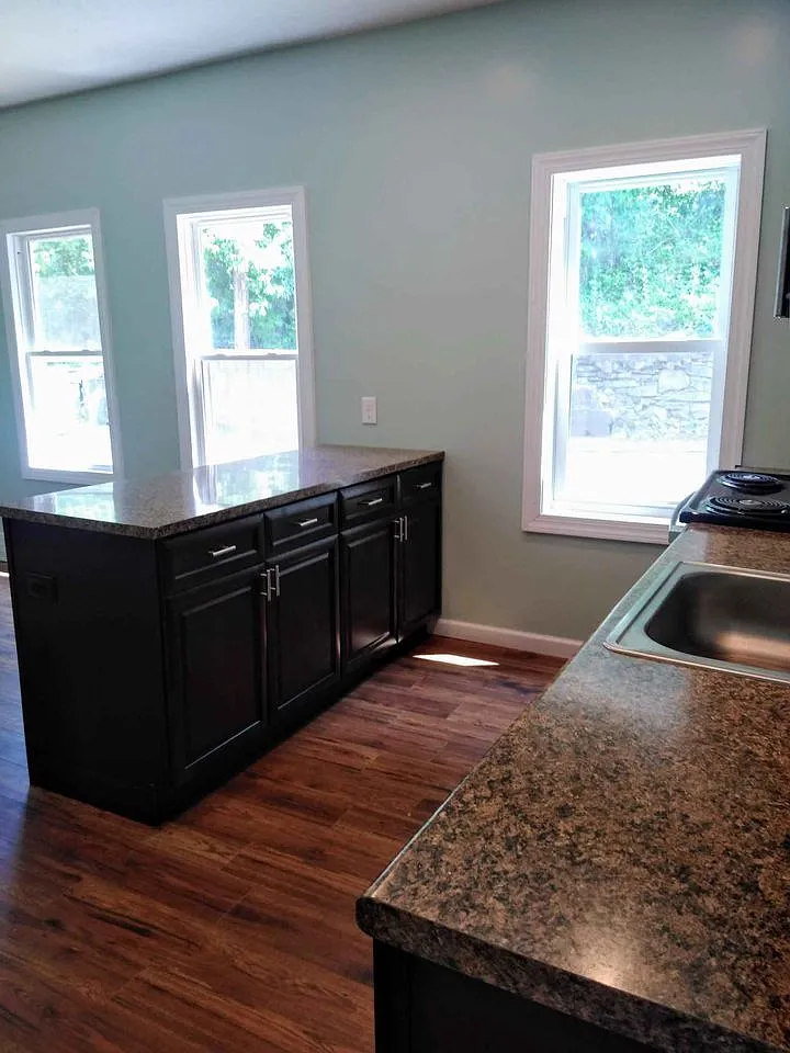2 bed, 700 sqft, $775 — Photo 4