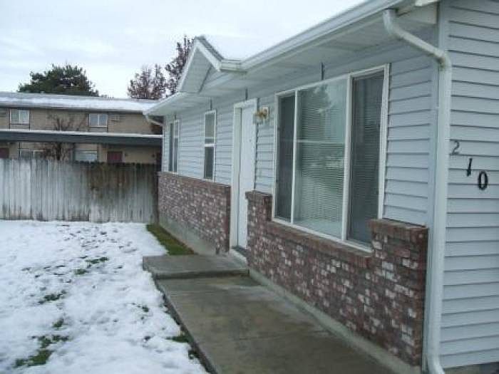 210 E Florida Avenue