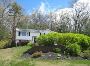 65 Trout Brook Rd, Dracut, MA 01826