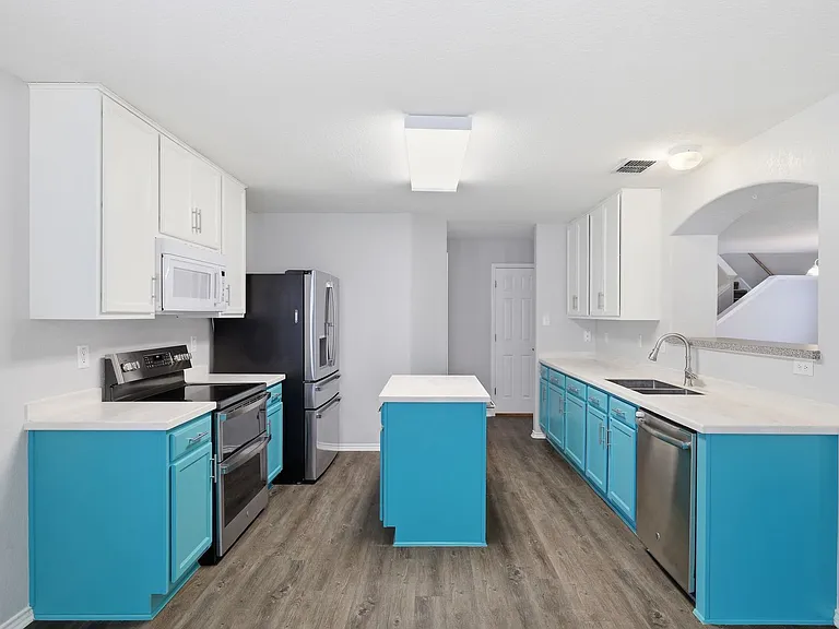 11102 Dewberry Fld — Photo 8