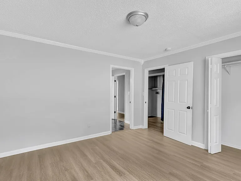 509 W Bell Ave — Photo 26
