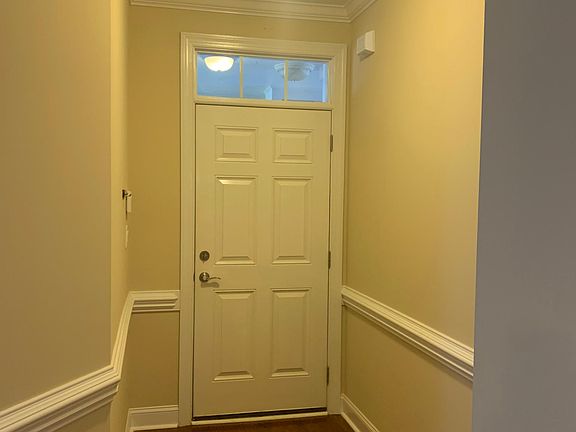 4th image of 208 Fountainhead Ln Unit 106