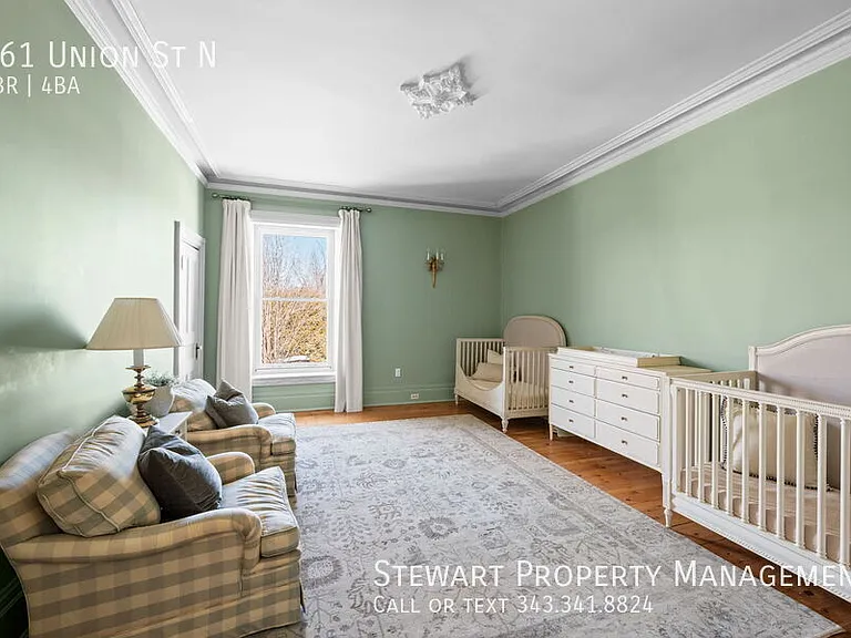 161 Union St N — Photo 41