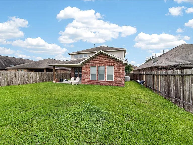 2411 Horned Owl Dr — Photo 47