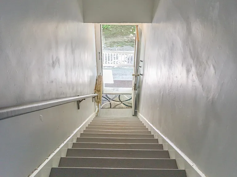1019 Findley Ave — Photo 21