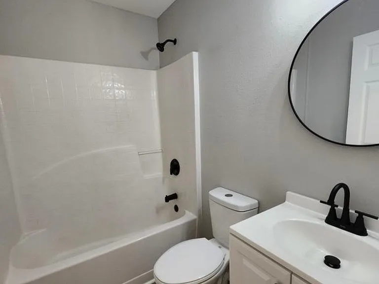 202 Cabana Way — Photo 9