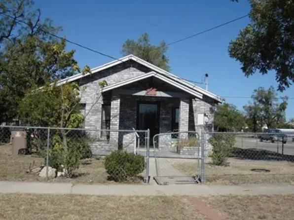 104 W 22nd St, San Angelo, TX 76903