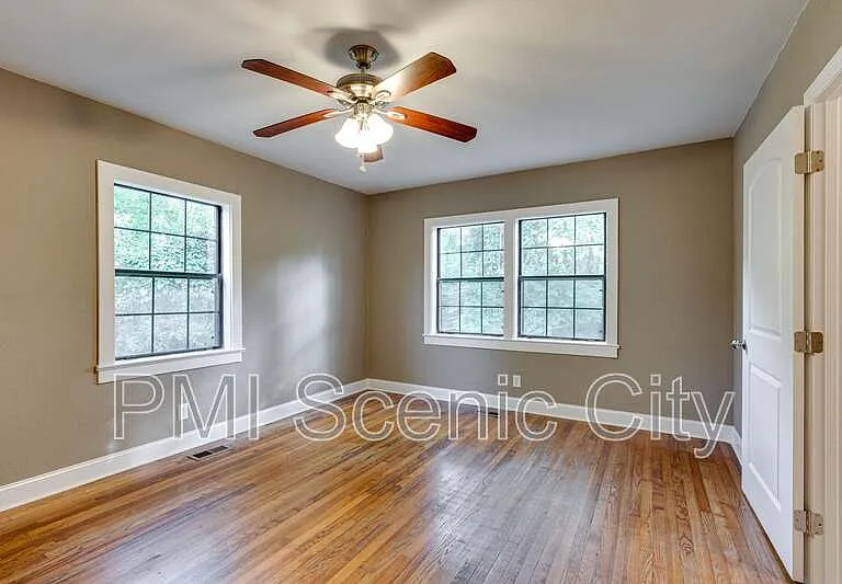 4717 Beverly Kay Dr — Photo 21