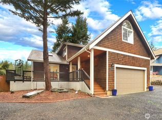 21 E Michelle Court, Union, WA 98592