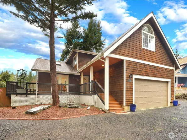 21 E Michelle Court, Union, WA 98592